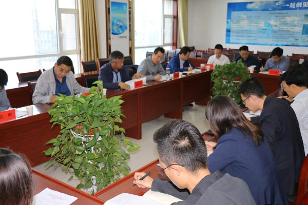 泓源公司黨委理論中心組舉行(擴(kuò)大)學(xué)習(xí)會(huì)議(圖2) 泓源公司黨委理論中心組舉行(擴(kuò)大)學(xué)習(xí)會(huì)議(圖2)