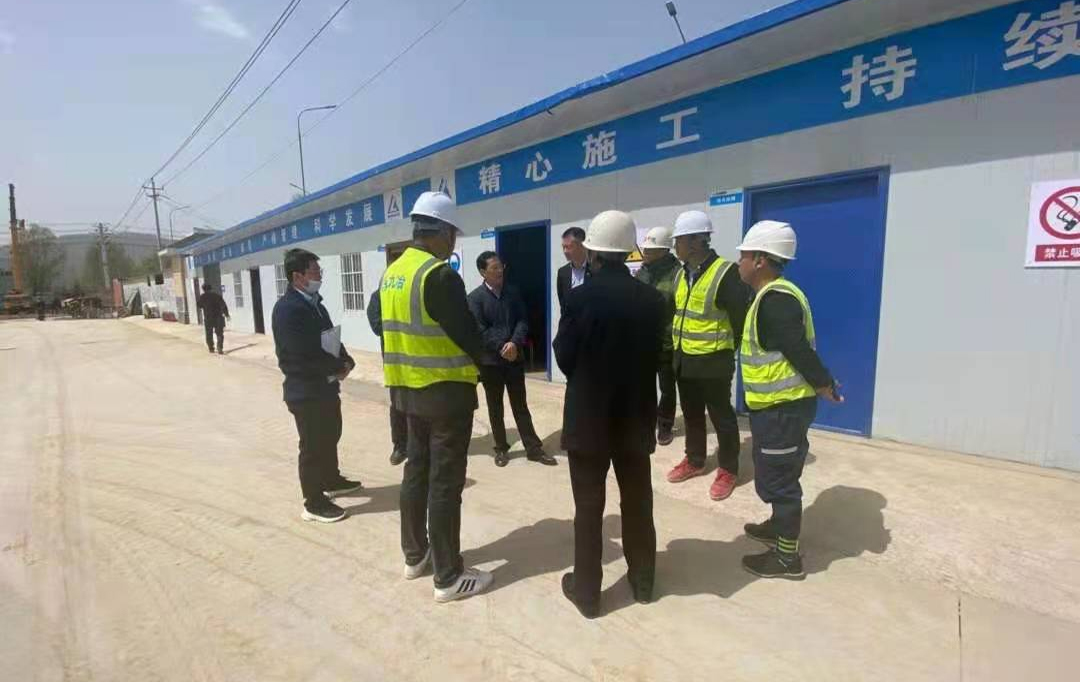 泓源公司對重點(diǎn)建設(shè)項(xiàng)目進(jìn)行質(zhì)量安全檢查(圖3) 泓源公司對重點(diǎn)建設(shè)項(xiàng)目進(jìn)行質(zhì)量安全檢查(圖3)