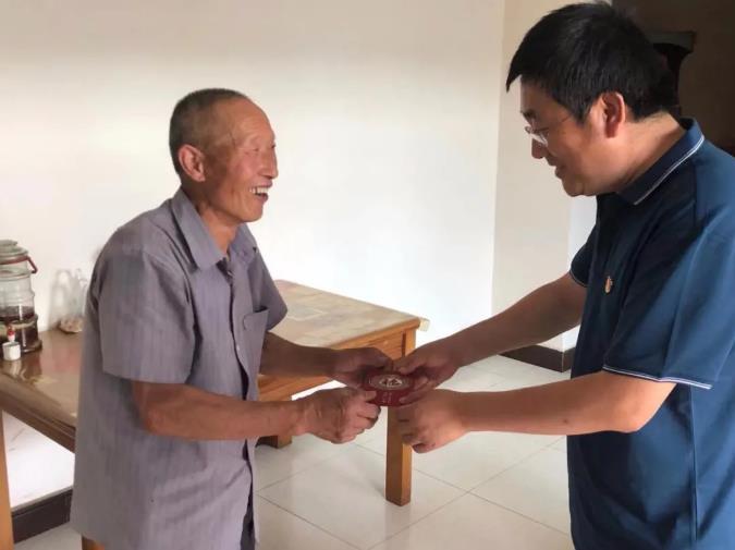 泓源公司深入幫扶村開展走訪慰問活動(圖2) 泓源公司深入幫扶村開展走訪慰問活動(圖2)