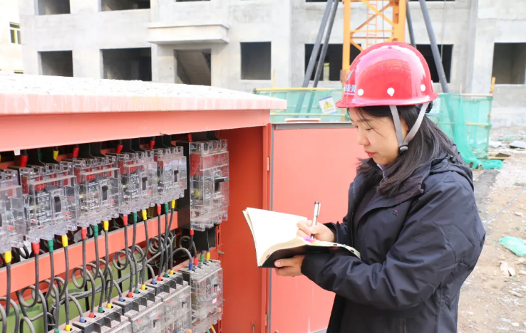 泓源公司召開(kāi)2021年度“泓源榜樣”表彰會(huì)議(圖2) 泓源公司召開(kāi)2021年度“泓源榜樣”表彰會(huì)議(圖2)