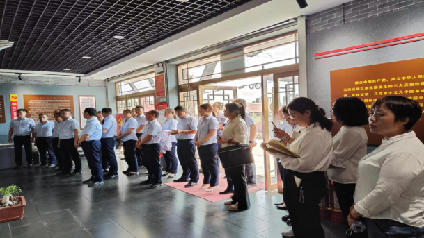 同心慶七一 喜迎二十大——市產投集團開展紅色教育主題黨日活動(圖2) 同心慶七一 喜迎二十大——市產投集團開展紅色教育主題黨日活動(圖2)