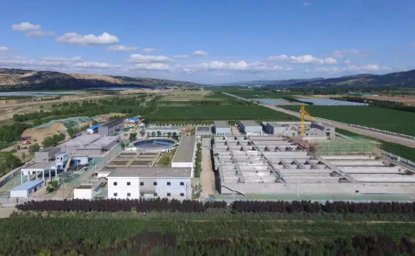 市產(chǎn)投集團上半年項目建設(shè)進展順利(圖4) 市產(chǎn)投集團上半年項目建設(shè)進展順利(圖4)