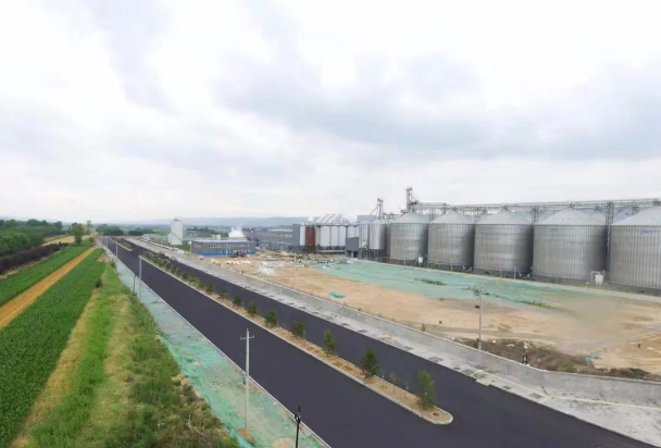 市產(chǎn)投集團上半年項目建設(shè)進展順利(圖9) 市產(chǎn)投集團上半年項目建設(shè)進展順利(圖9)